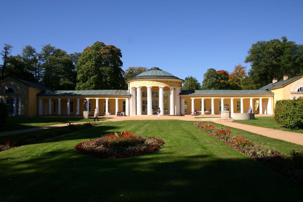 Gourmet Hotel Villa Patriot Mariánské Lázně Exteriör bild