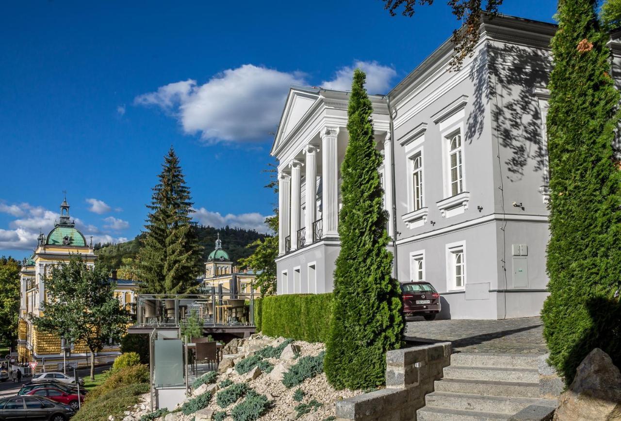 Gourmet Hotel Villa Patriot Mariánské Lázně Exteriör bild